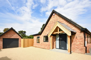 Detached single storey new build in Farnborough, Kent